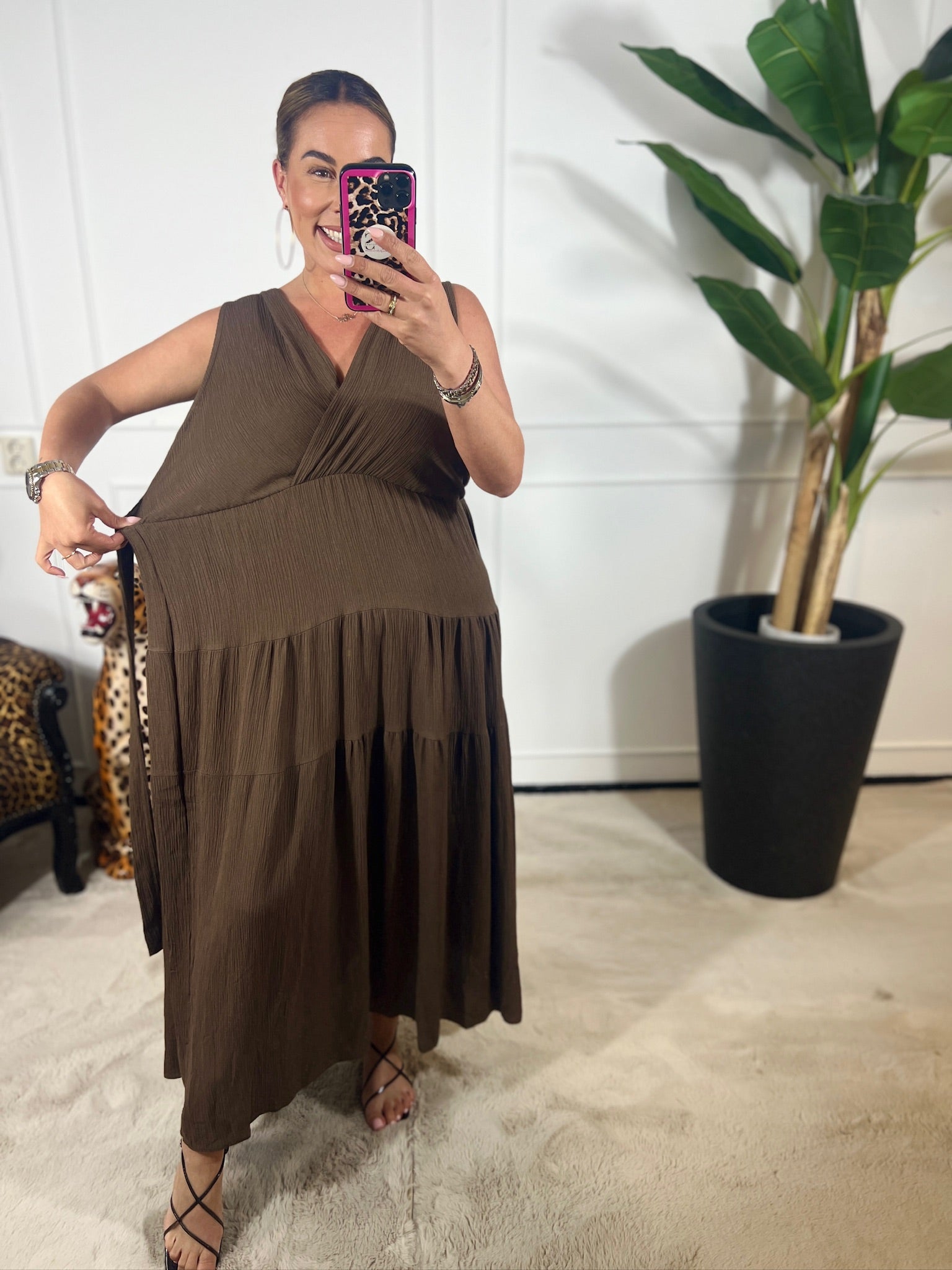 FEMKE V-HALS DRESS