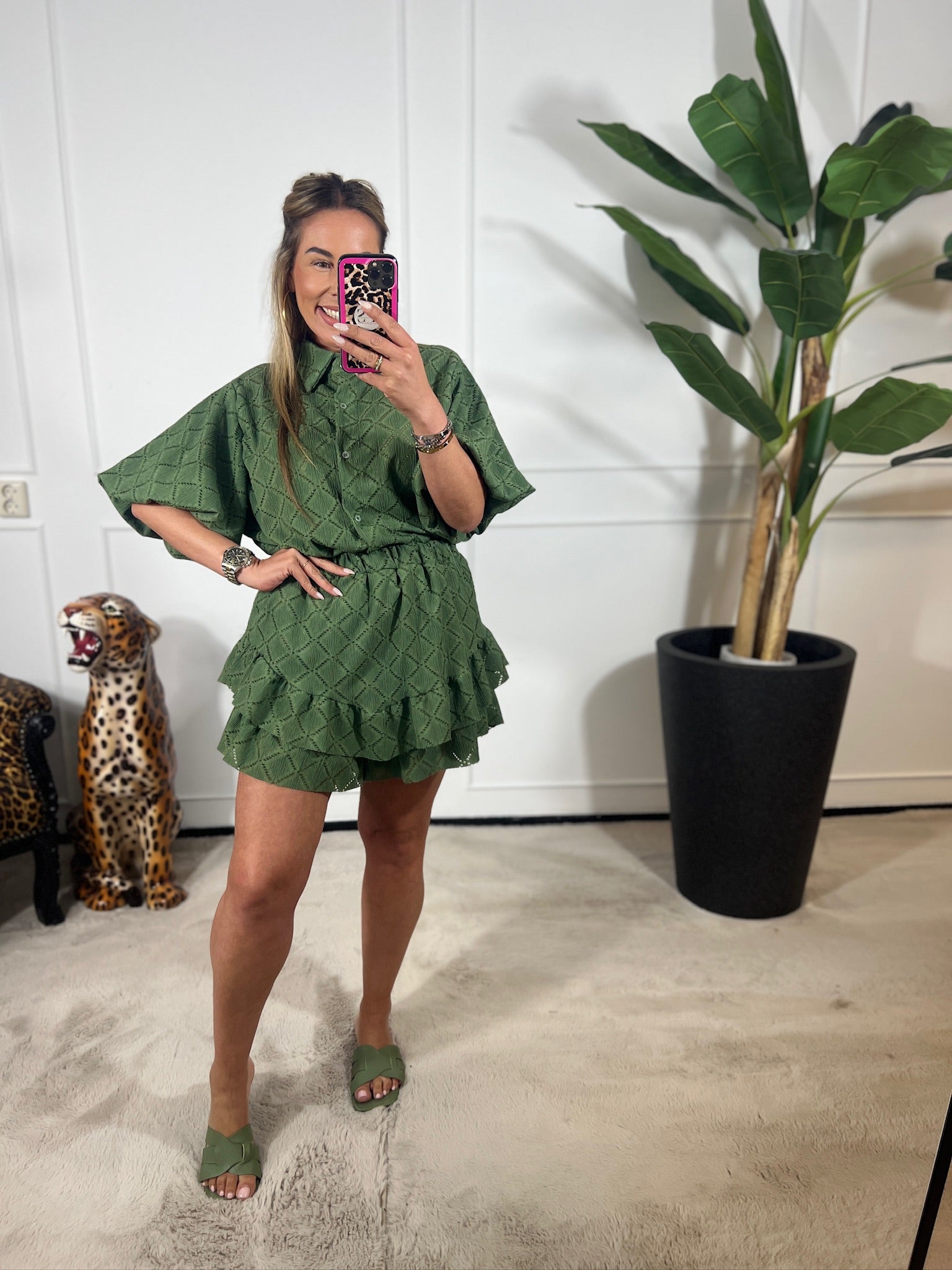 NIKKI BRODERIE SET