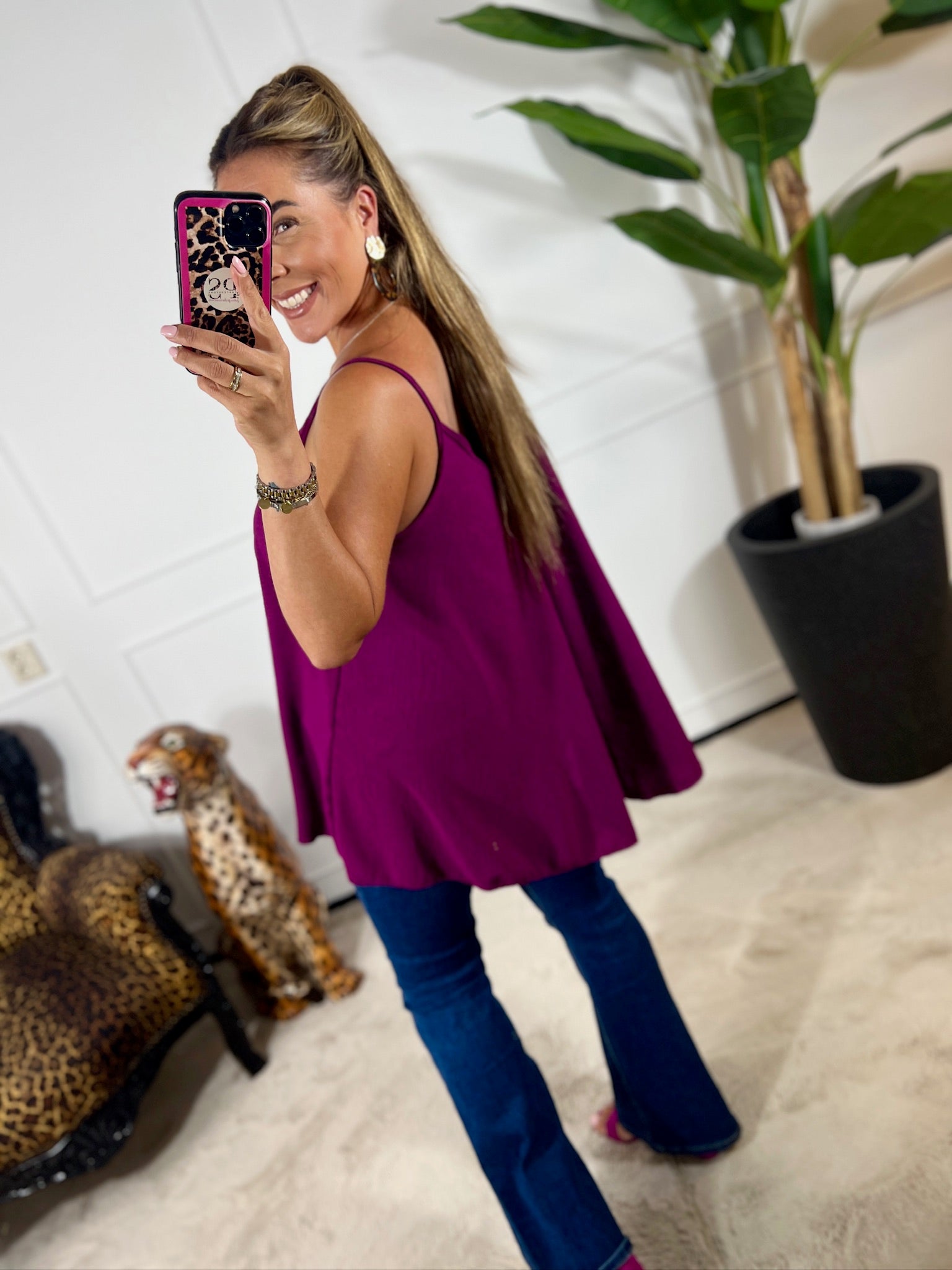 TRIANGLE TOP
