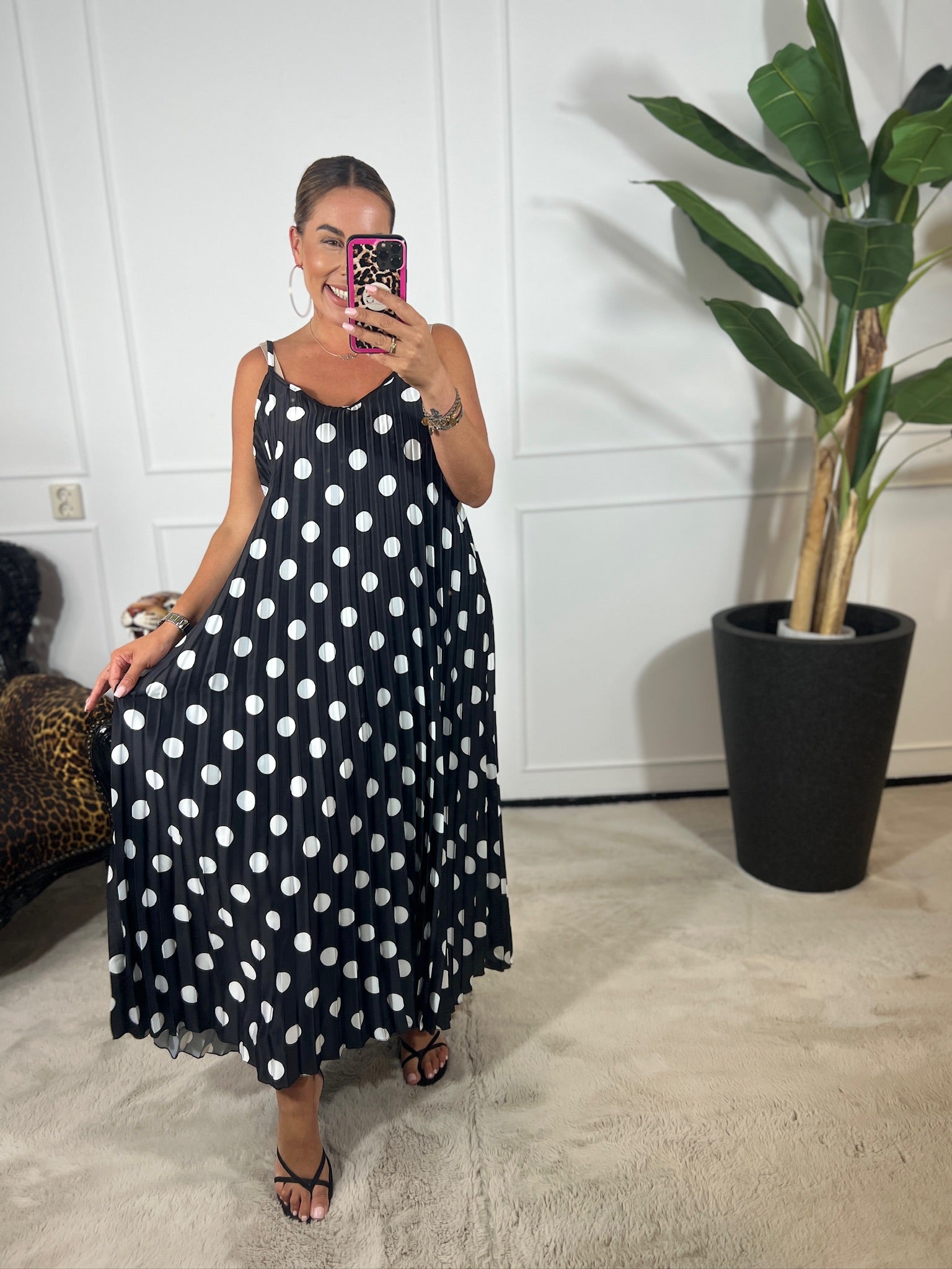 DOLCE DOTS PLISSÉ DRESS