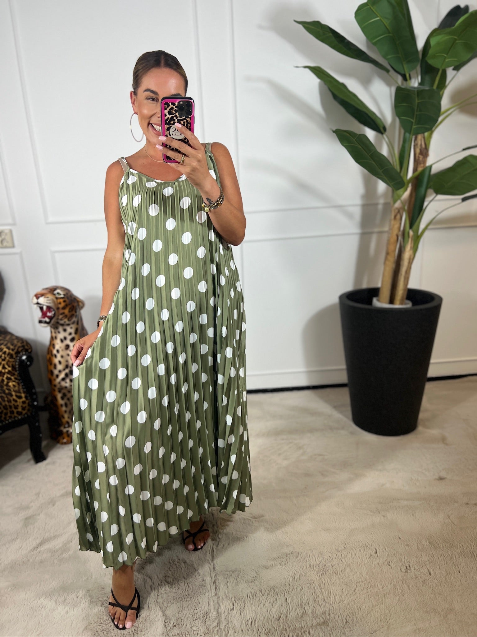 DOLCE DOTS PLISSÉ DRESS