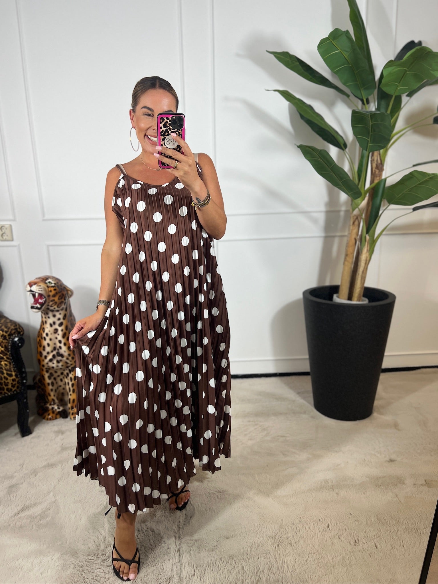 DOLCE DOTS PLISSÉ DRESS