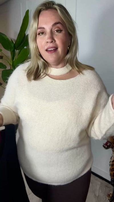 CUT-OUT SWEATER