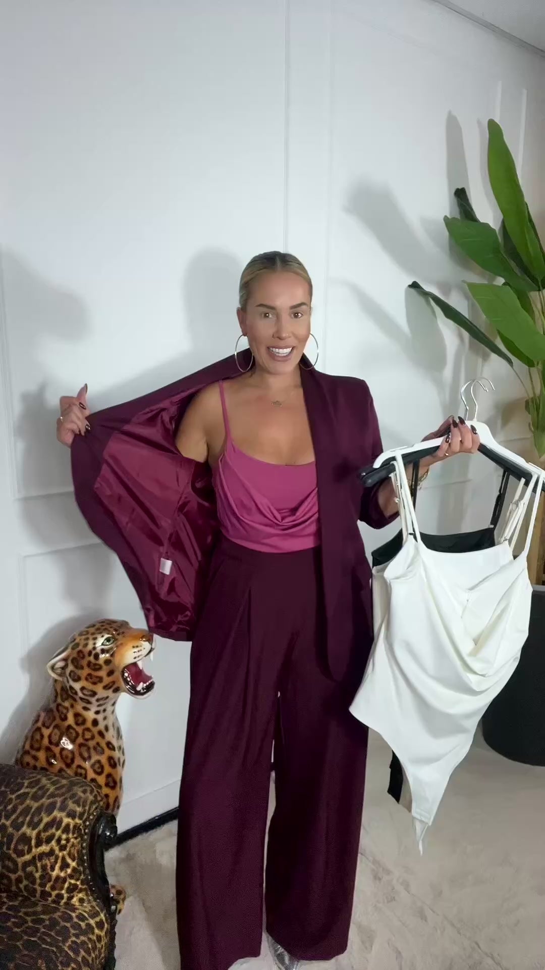 Video laden: DRAPED SHAPE BODY