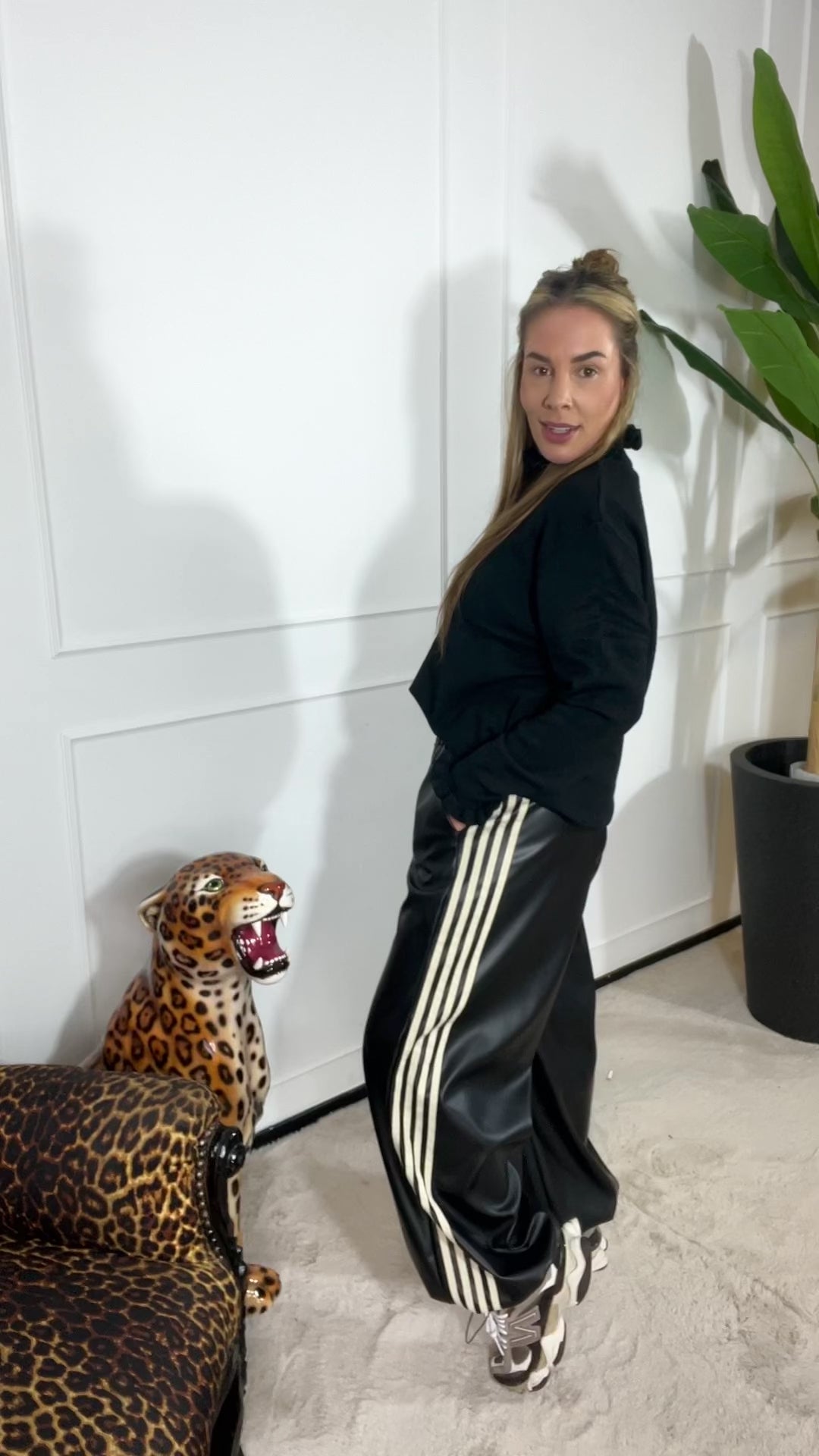 NOVA TRACKPANTS