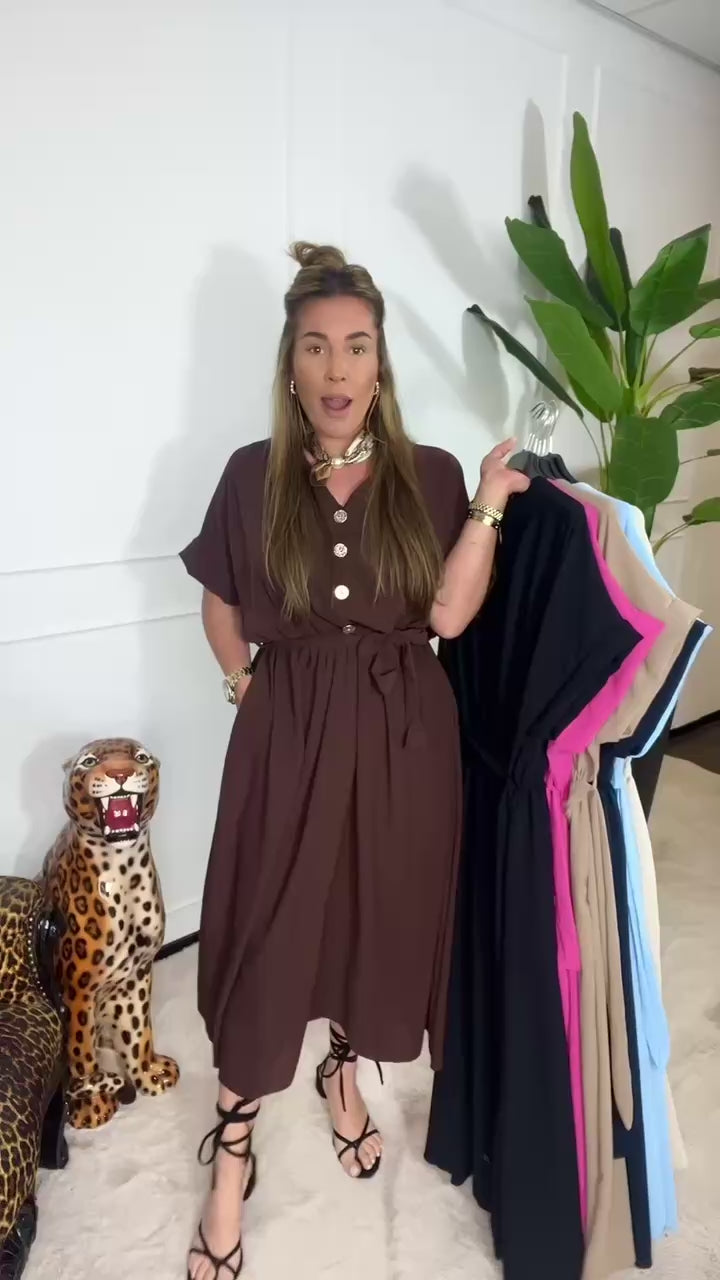 SANDY CHIC MIDI DRESS